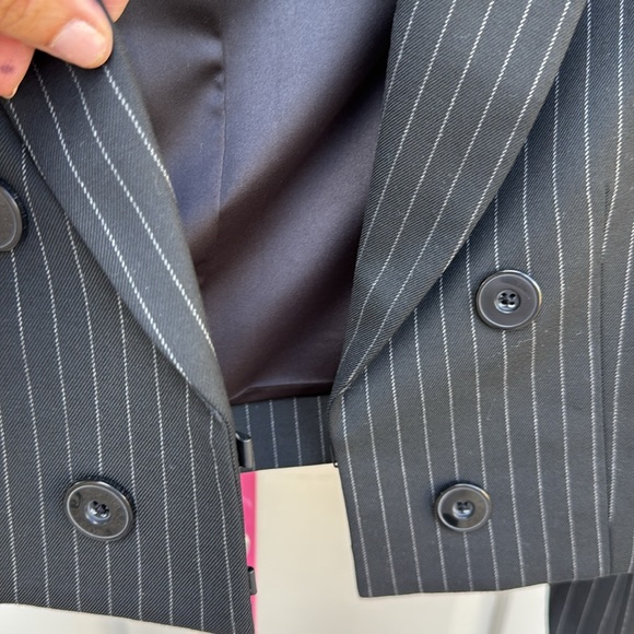 NWT Alice & Olivia "Mya" Black Cropped Pinstripe Blazer - Picture 5 of 9